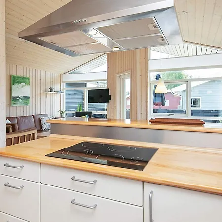 펜션 Idyllic Marina Retreat - By Traum Tranekær